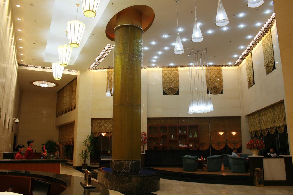 Weihai Times Business Hotel Eksteriør billede